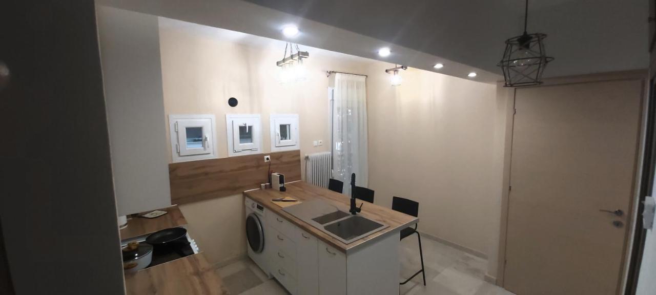 Sky Nomads Apartment เทสซาโลนิกิ ภายนอก รูปภาพ